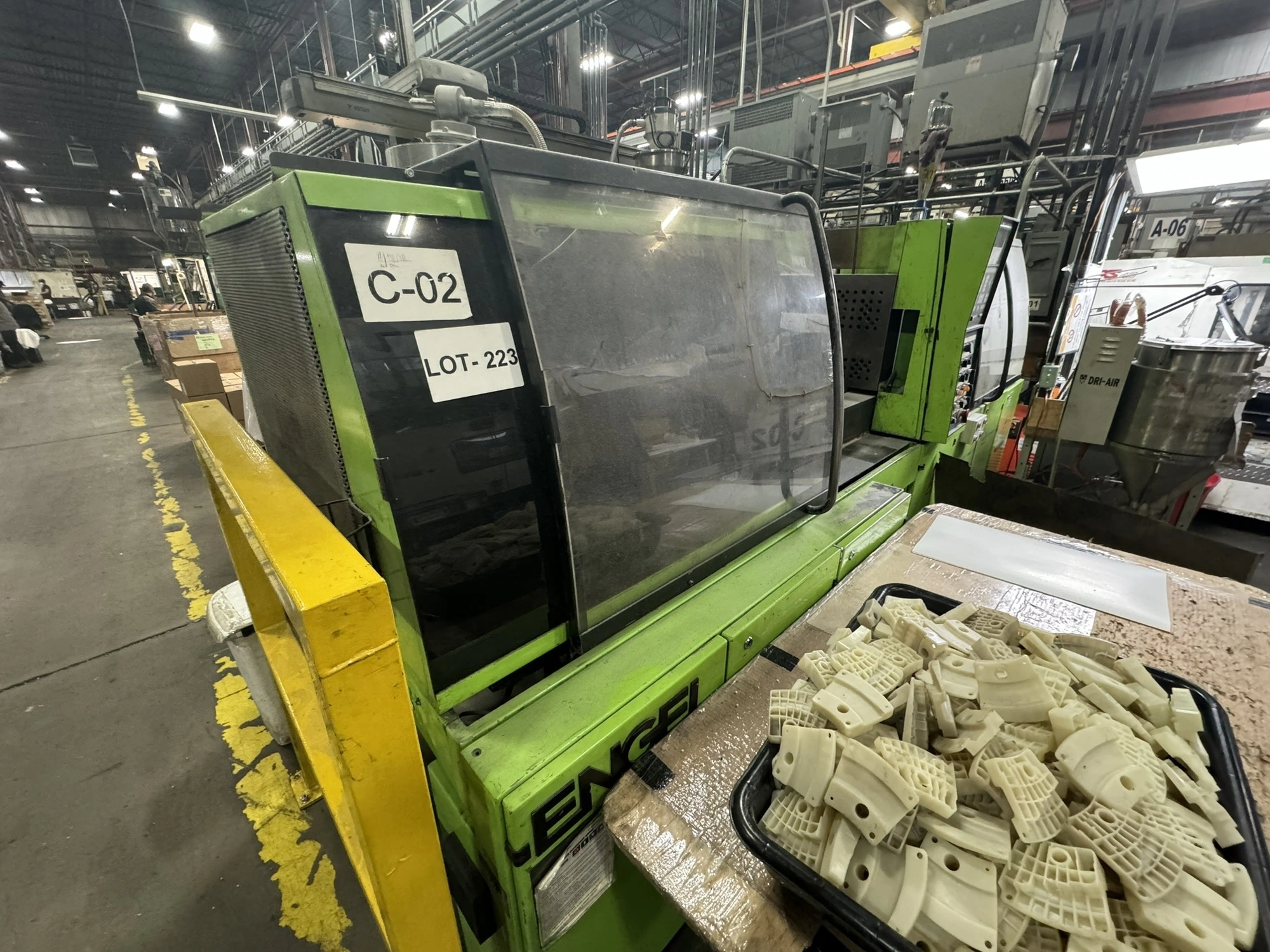 USED 1995 ENGEL ES 330/70HL