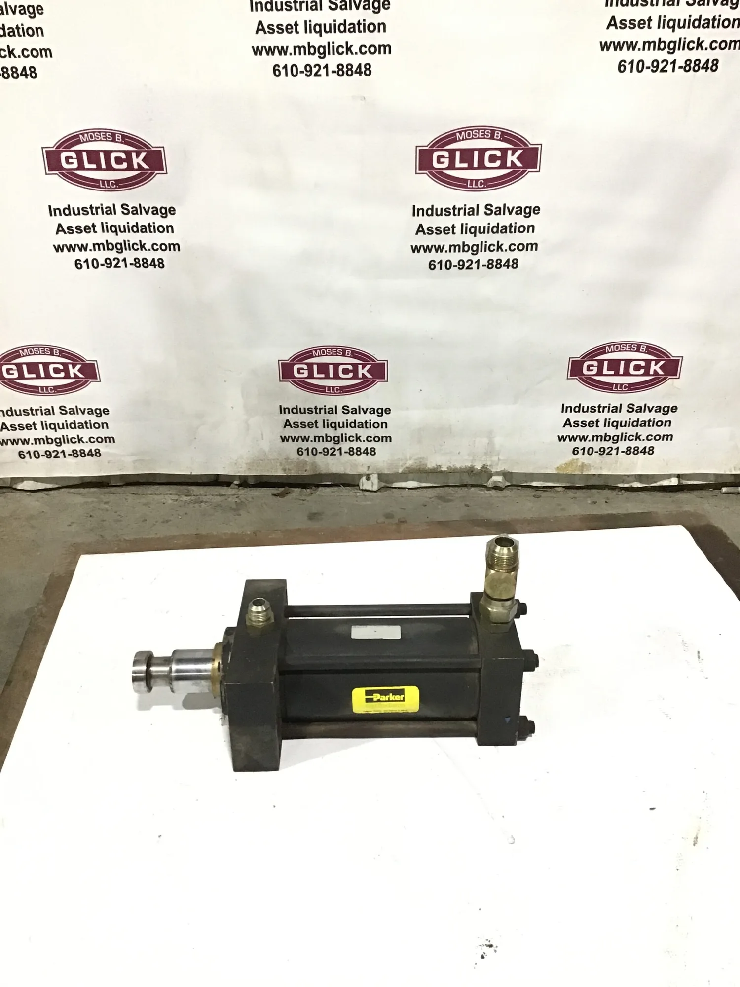 Parker Heavy-Duty Industrial Hydraulic Cylinder