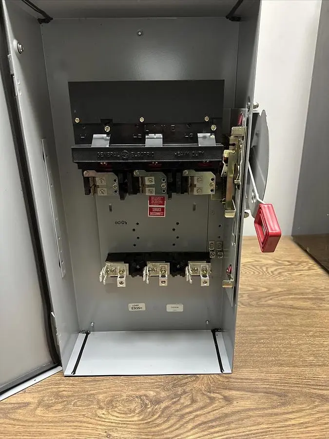 New | in-Stock GE TH3363M Miscellaneous Equipment (Electrical & Power) | Surplus Asset Holdings #1202781