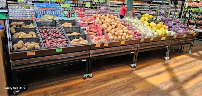 Used _UNKNOWN_ _UNKNOWN_ Food Displays Michigan US | Grocery Equipment Sales #1068714