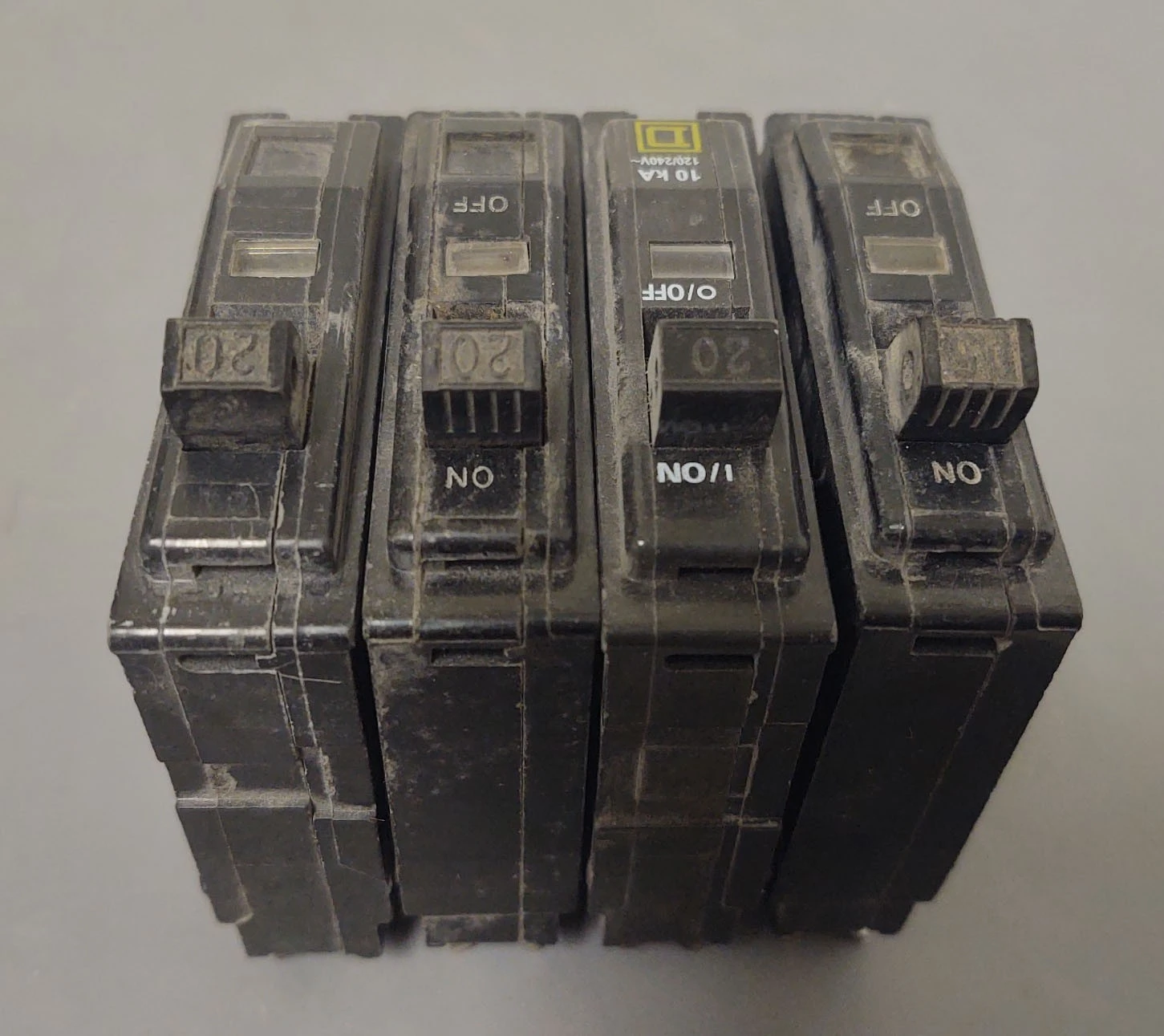 🔥(LOT 4) SQUARE D (3) Single Pole 20 AMP Type QO Circuit Breaker (1) 15A