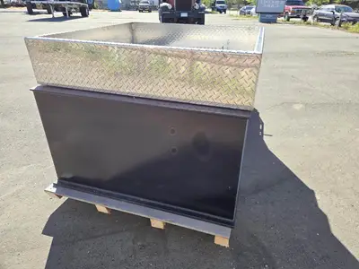 USED 2022 QTAC 300