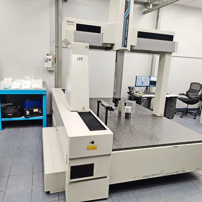 2004 MITUTOYO BRIGHT APEX A1220 Coordinate Measuring Machines | CNCsurplus (2)