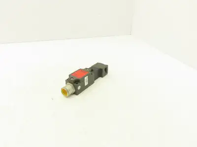 Euchner NZ1VZ-2131E3VSH-M Safety Switch Interlock 240V