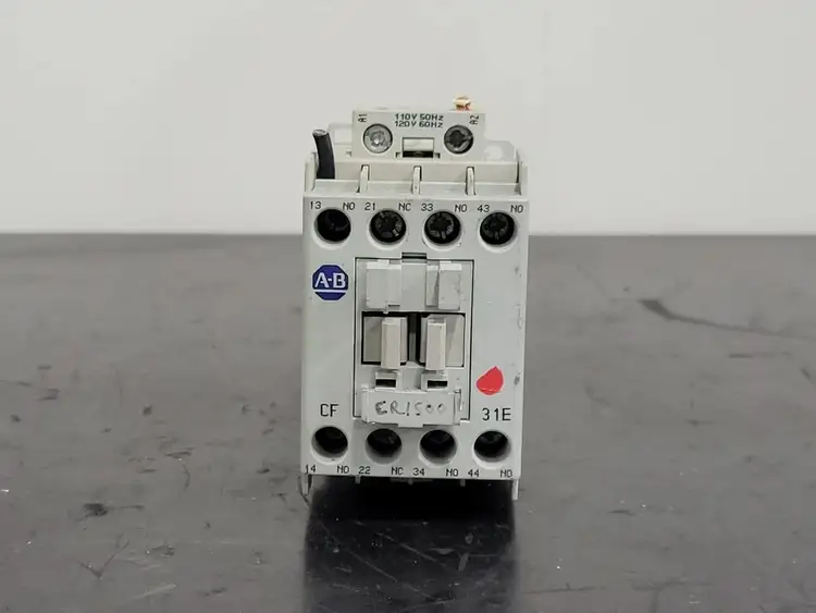 Used ALLEN-BRADLEY 700-CF310 Misc Electrical & Power Parts British Columbia CA | Lenmark #247000