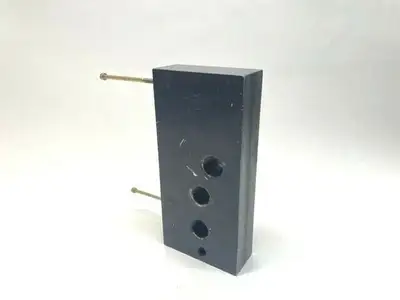 USED MAC VALVES BLOCK