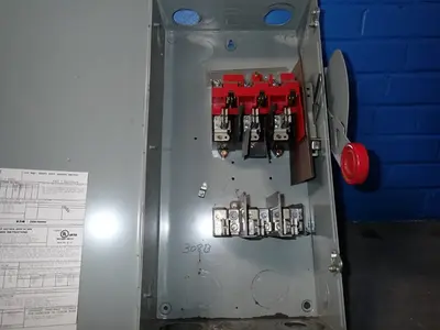Eaton 100 A Heavy Duty Switch