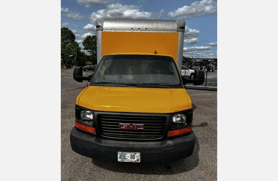 USED 2016 GMC SAVANA