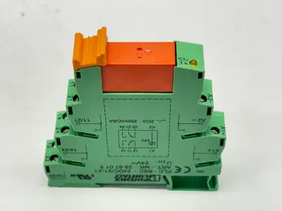 PLC-BSC-24DC/21-21,2967015,RTE24024 | Phoenix Contact PLC-BSC-24DC/21-21 Relay Base 2967015 w/ Schrack RTE24024 Relay - Used