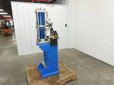 Hirotaka PCH-17-1015-V3-G Pneumatic Press 17 Ton 100mm Stroke 15mm High Thrust