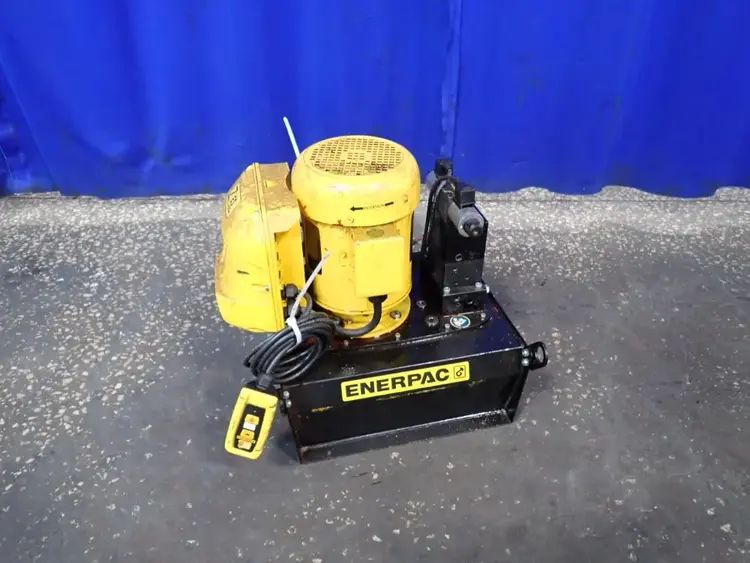 Used ENERPAC ZE54205GN Pumps Ohio US | HGR 24 #902713