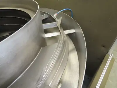 Service Engineering Vibratory Bowl Feeder 27CCW 27" Base Small Parts Sorter 120V