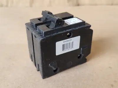 USED SCHNEIDER ELECTRIC CHOM220
