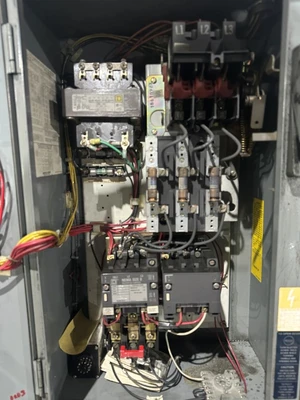 SQUARE D SIZE 0 COMBINATION MOTOR STARTER / D