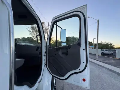 Used 2020 FREIGHTLINER M2 Carhaulers Florida US | Truck and Van Outlet #1509252
