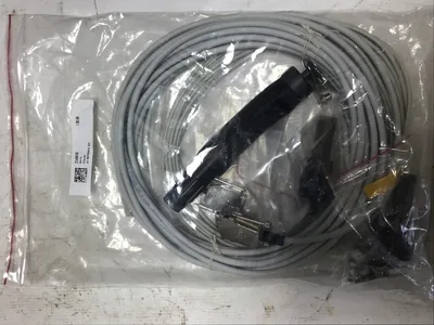 Kugel Series Z121532 Adapter System VGA to VGA Cable