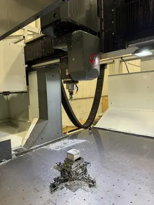 2019 HAAS GM-2-5AX Millers, Gantry, CNC | Machnet (2)