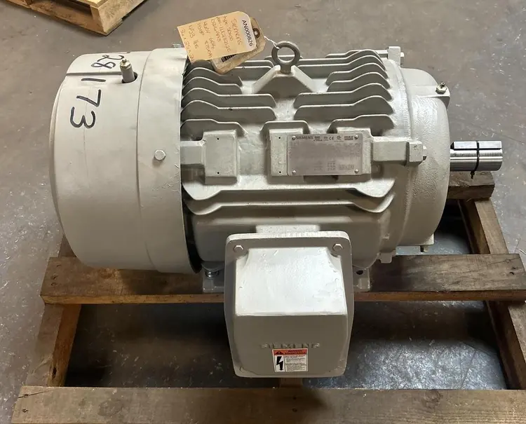 New | in-Stock SIEMENS 1LE23212CD216AA3 Industrial Controls | Surplus Asset Holdings #1221870