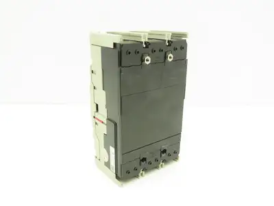 Fuji EW250JAGU-3P225 Earth Leakage Circuit Breaker 3-Pole 225A 100-440VAC