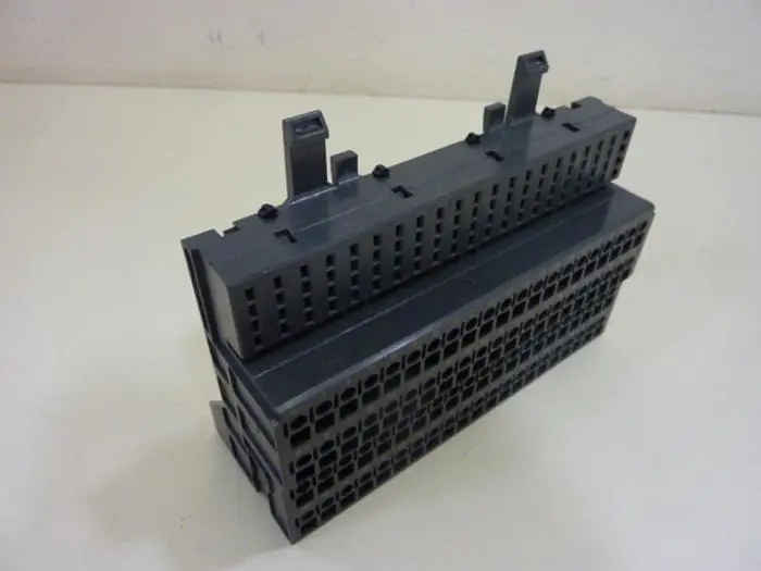 Used SIEMENS 6ES7 193-4DL10-0AA0 Circuit Boards Michigan US | Ideal Machinery #604109