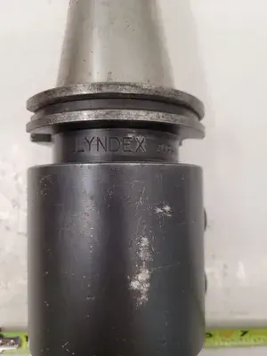 USED LYNDEX CAT 50 TOOL HOLDER