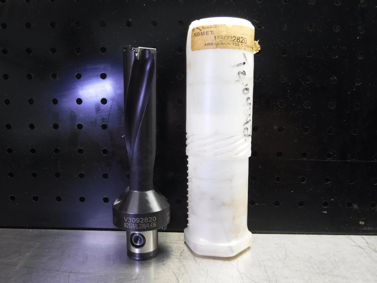 Komet ABS50 1.109-1.229" Indexable Coolant Thru Drill V3092820 (LOC1890A)