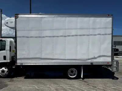 Used 2019 ISUZU NQR Reefer Trucks Florida US | Truck and Van Outlet #1509194