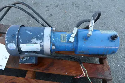 Hydro Pack w/ 2-position Electric DCV and Hydraulic Cylinder