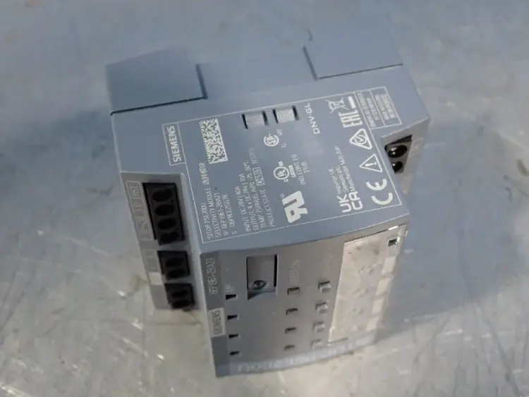 Used SIEMENS 6EP19612BA21 Circuit Breakers Ohio US | HGR 24 #1006473
