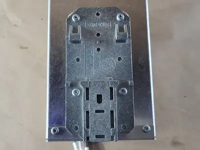 USED PHOENIX CONTACT QUINT-PS-100-240AC/12DC/10