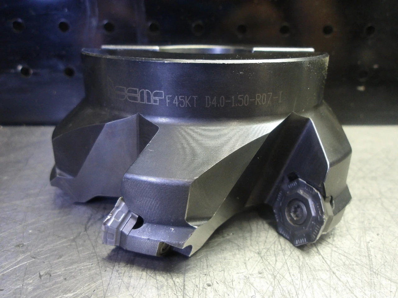 Iscar 4" Indexable Facemill 1.5" Arbor F45KT D4.0-1.50-R07-I (LOC1262A)