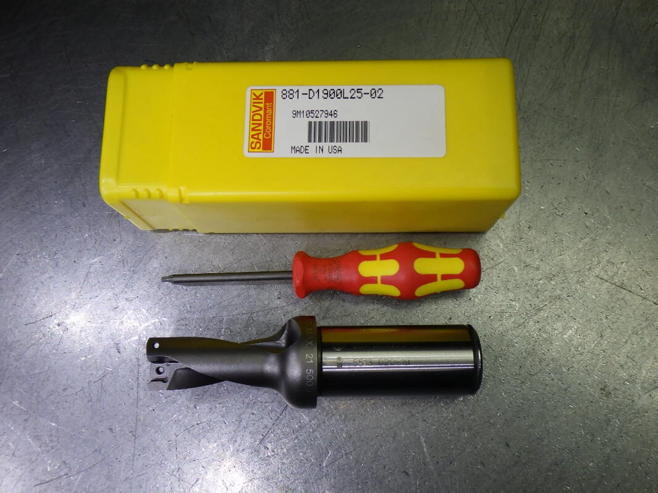 Sandvik 19mm Coolant Thru Drill 25mm Shank 881-D1900L25-02 (LOC3020A)