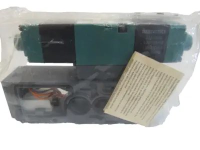 NEW NUMATICS 082SS425K019M30 SOLENOID VALVE