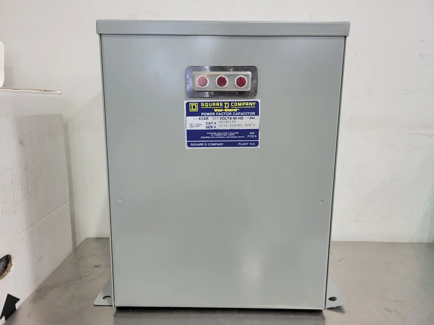 NEW SQUARE D PFC4015F