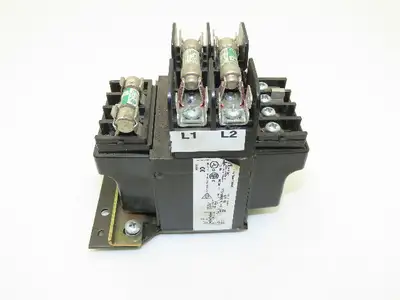 Hammond PTD100MQMJ-3 1PH 220-480 VAC Pri 110-120 VAC Sec Fuse Holder