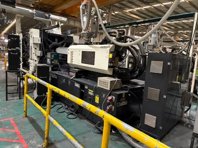 2014 WOOJIN PLAIMM SM680 Injection Molding Horizontal/Vertical | Machinery Network (11)