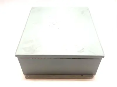 Used Wiegmann Hinged Enclosure Gray 16" x 14" x 6" Electrical Boxes Michigan US | Maverick Industrial Sales #1401589