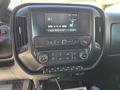 USED 2022 CHEVROLET SILVERADO 5500HD