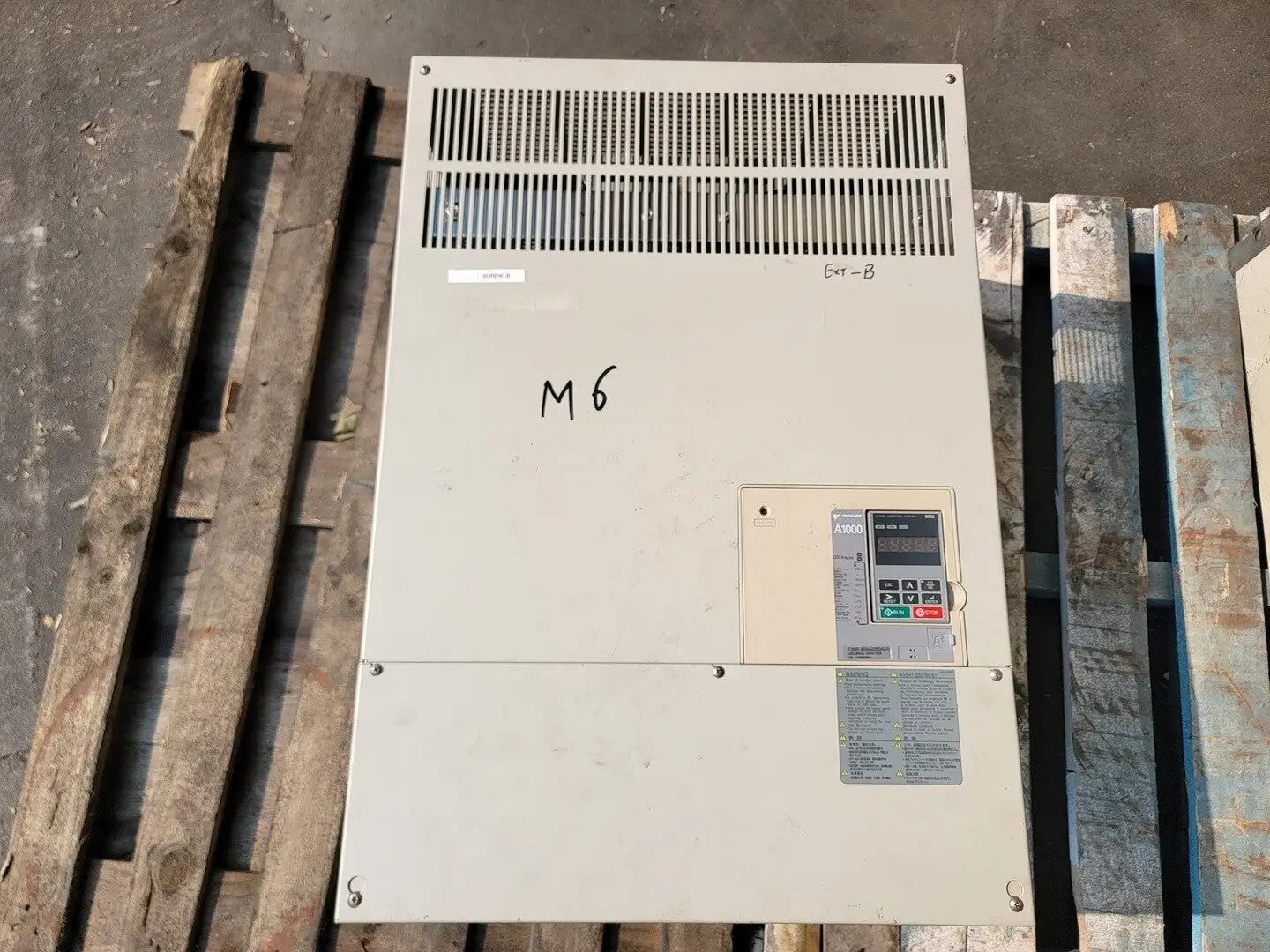 USED YASKAWA CIMR-AB4A0250ABA