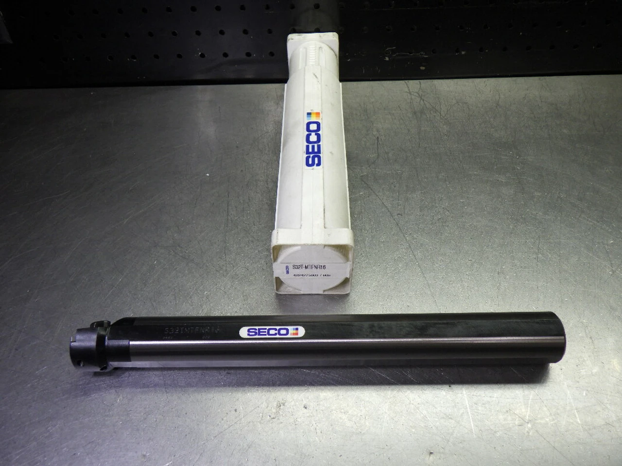 SECO 40mm Indexable Steel Boring Bar 32mm Shank 300mm OAL S32T-MTFNR16 (LOC2970B)