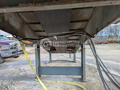 USED MAREN OCC SHREDDER WITH PINCH CONVEYOR