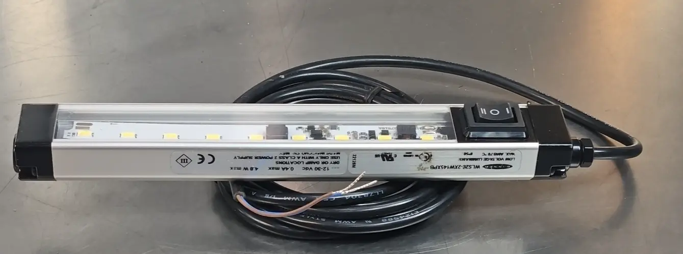 USED BANNER ENGINEERING WLS28-2XW145XPB