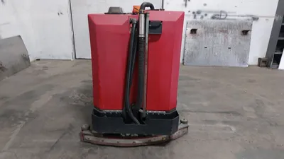 2015 FACTORY CAT 40-C FLOOR SCRUBBERS | Platinum Group (5)