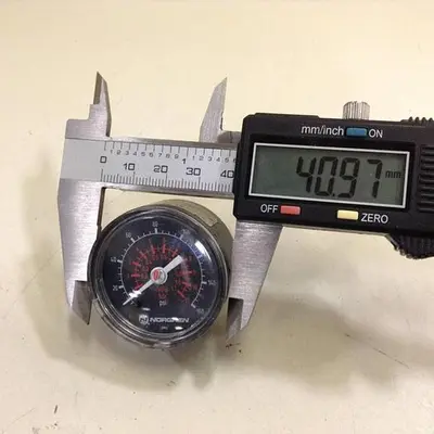 USED NORGREN GAUGE845