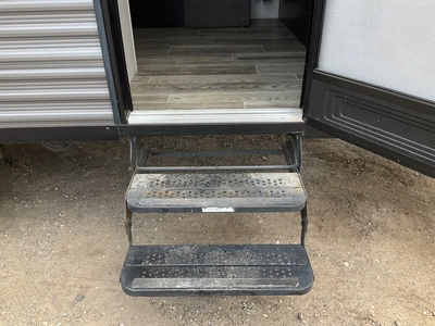 Used 2022 JAYCO JAY FLLIGHT Campers, Caravans, Motorhomes Michigan US | Miedema Asset Management Group #1321399