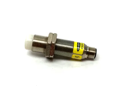 USED BANNER ENGINEERING EZ-LIGHT IN-LINE INDICATOR 18MM METAL HOUSING 3-COLOR
