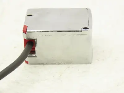 Used KEYENCE _UNKNOWN_ Proximity Sensors Indiana US | Arrow Industrial #1408254