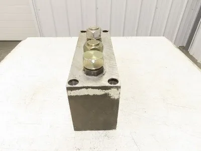 Daman E02294REVO Hydraulic 4-Station Aluminum Manifold Block DN32 1-1/4" SAE