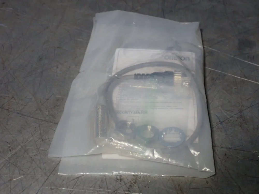 NEW OMRON E2EX3D1M1GJ