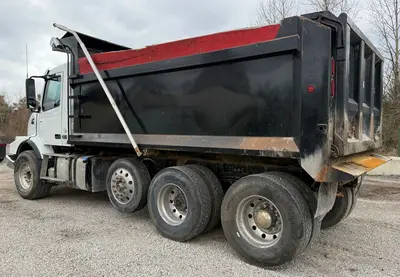 Used 2019 VOLVO VHD 84B300 Dump trucks Kentucky US | Proxy Equipment #1388918